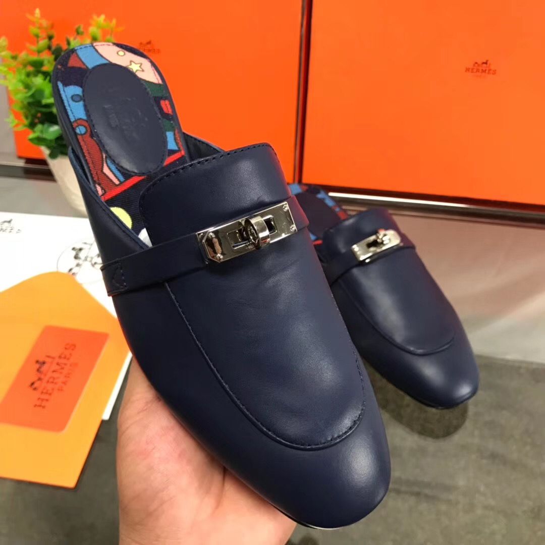 Hermes Oz Mules In Dark Blue Calfskin - Image 7
