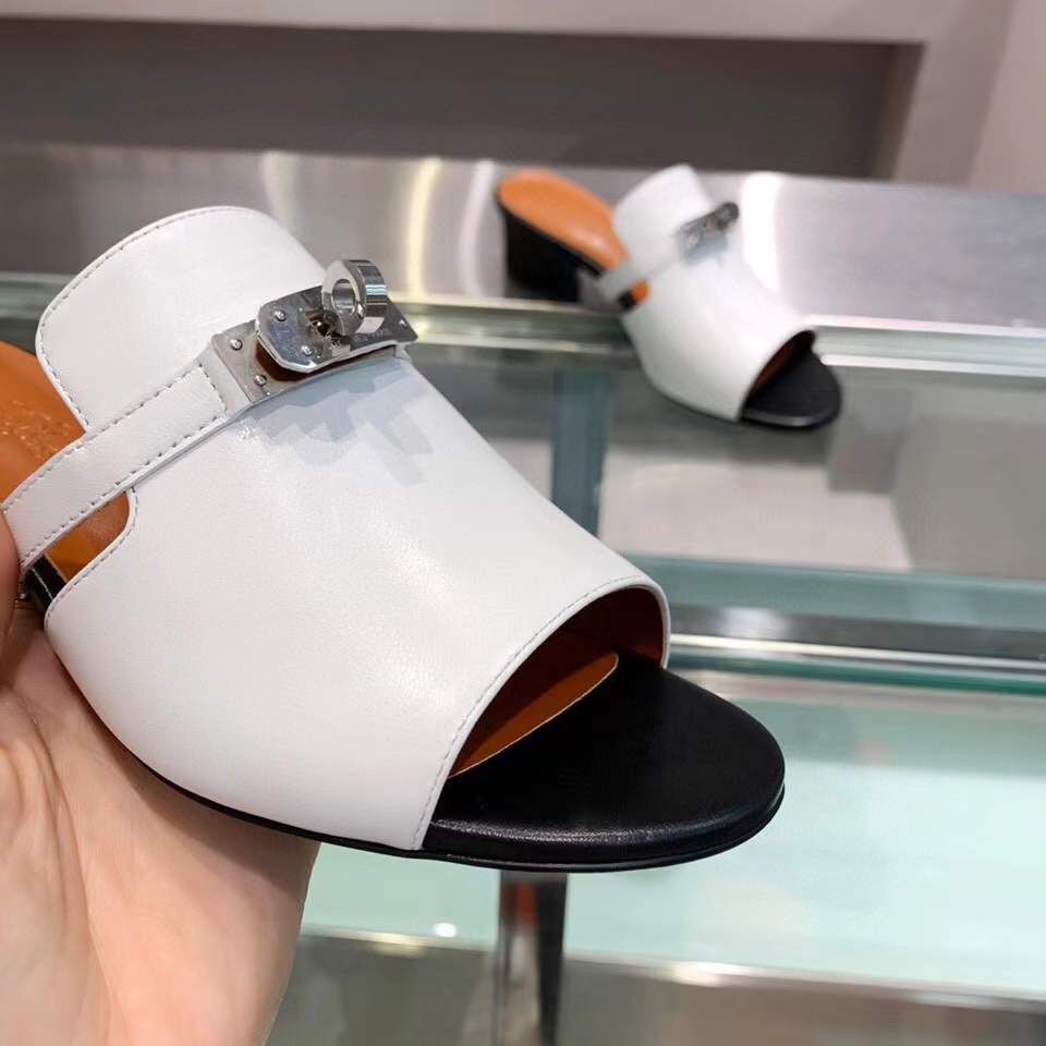 Hermes Candy 40mm Sandals In White Calfskin - Image 7