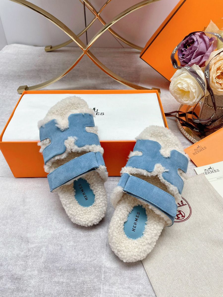 Hermes Women's Chypre Sandals in Blue Suede with Shearling - Image 7