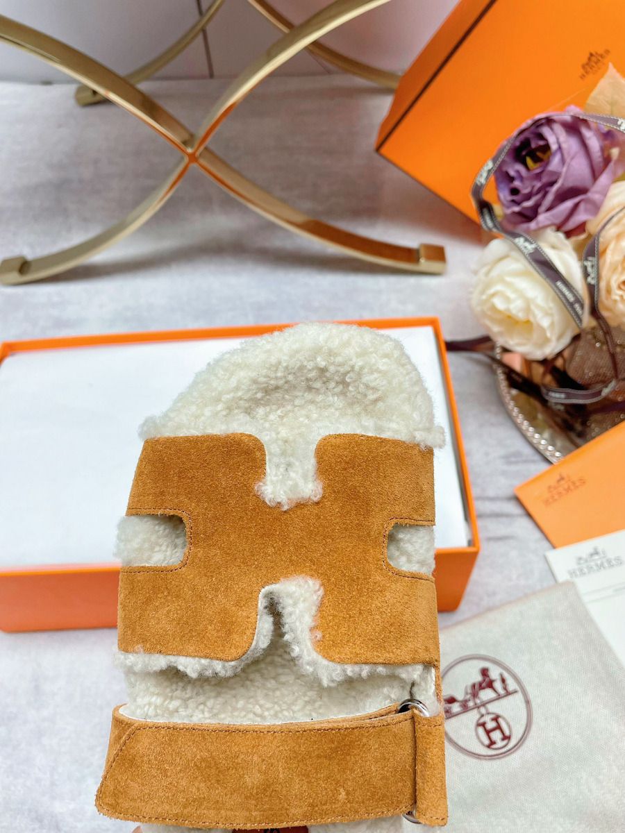 Hermes Women's Chypre Sandals in Tan Suede with Shearling - Image 7