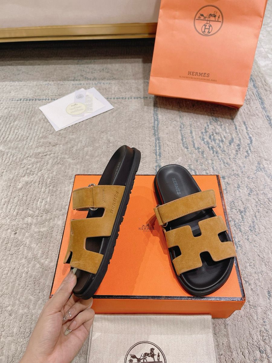 Hermes Women's Chypre Sandals In Brown Suede Calfskin - Image 3