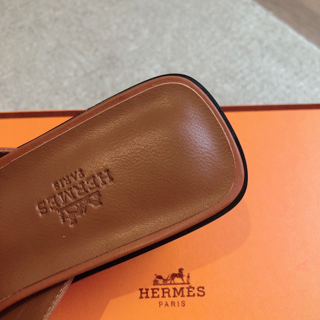 Hermes Women's Ilot 50 Sandals in Brown Leather - Image 7