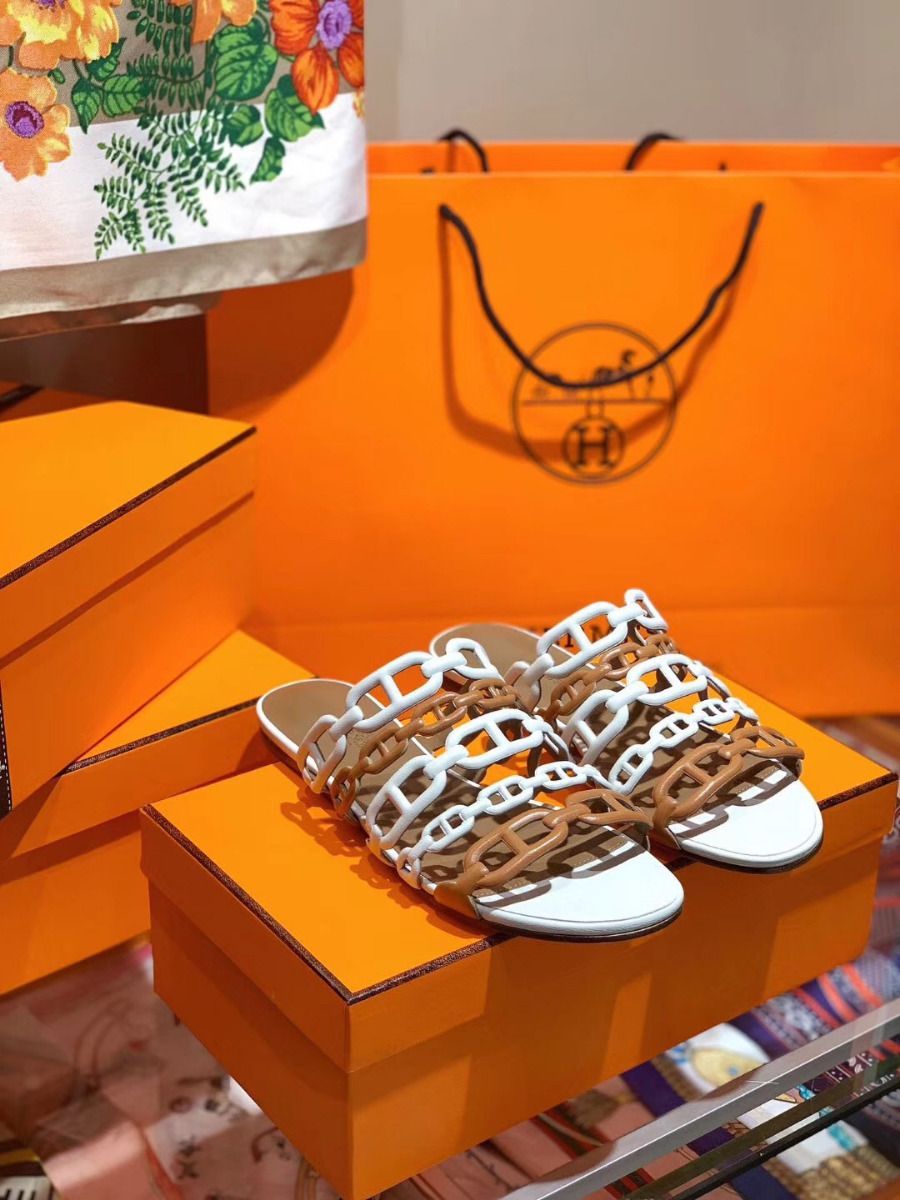 Hermes Thalassa Sandals In Brown/White Lambskin - Image 3