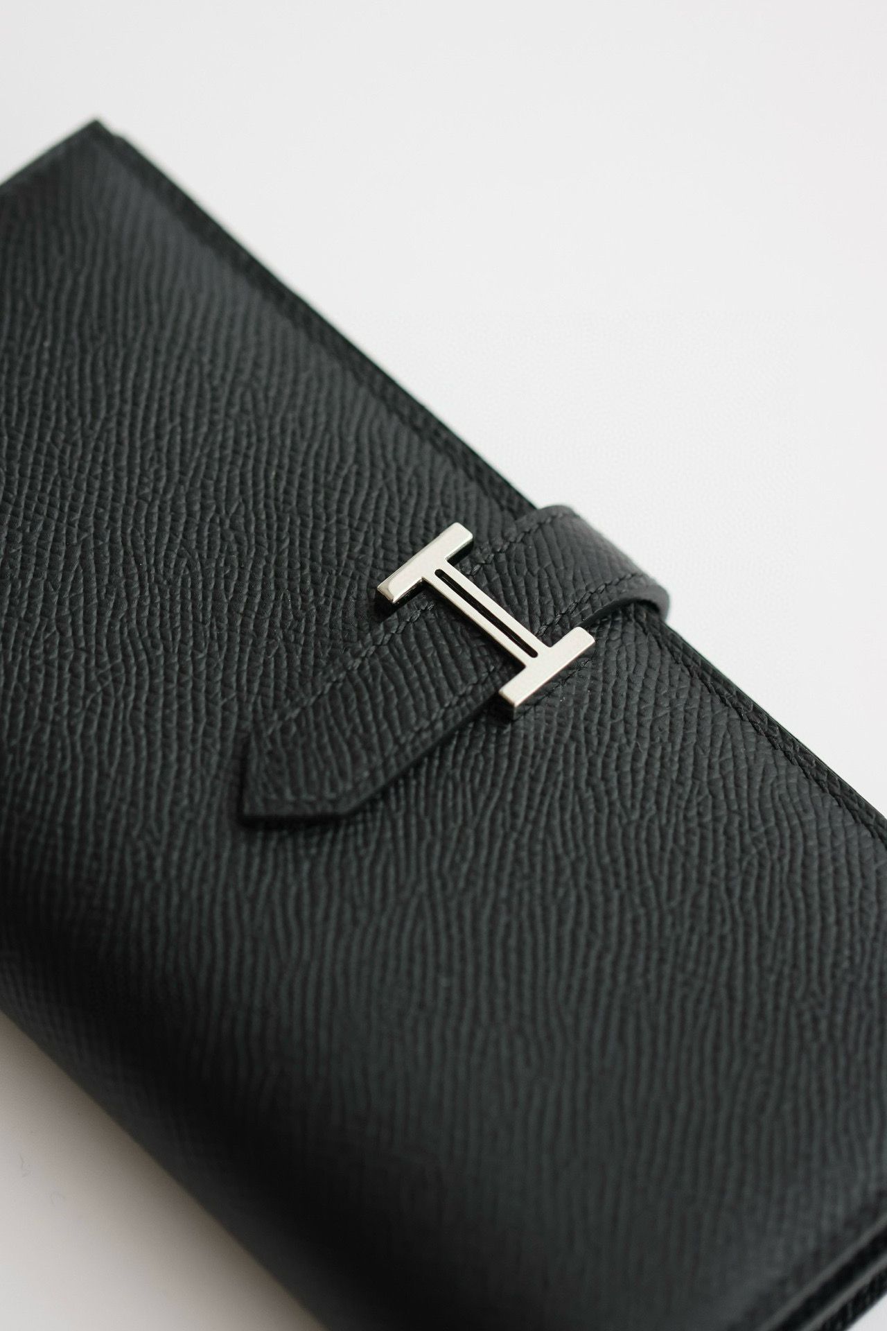 Hermes Bearn Long Handmade Wallet in Black Epsom Calfskin - Image 3