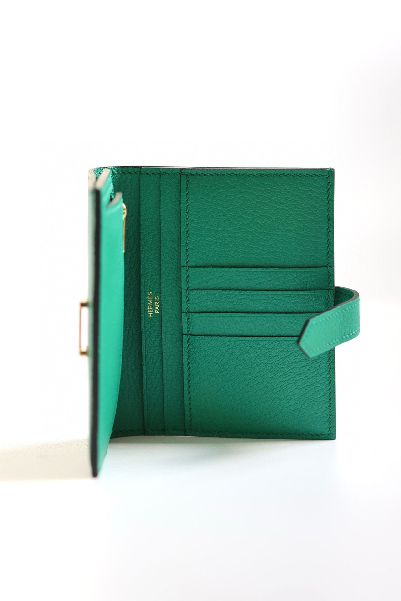 Hermes Bearn Compact Handmade Wallet in Vert Jade Chevre Mysore Goatskin - Image 5