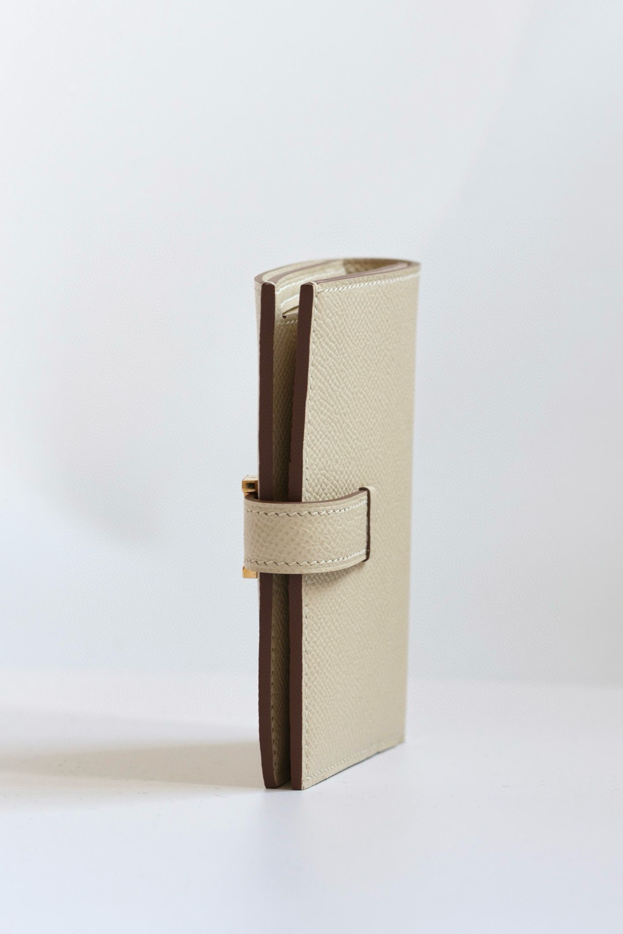 Hermes Bearn Compact Handmade Wallet in Craie Epsom Calfskin - Image 3