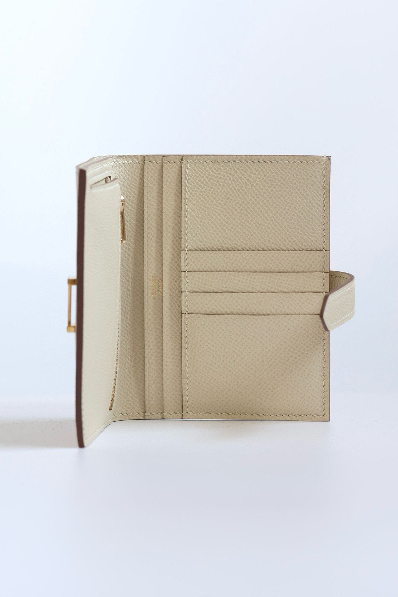 Hermes Bearn Compact Handmade Wallet in Craie Epsom Calfskin - Image 7
