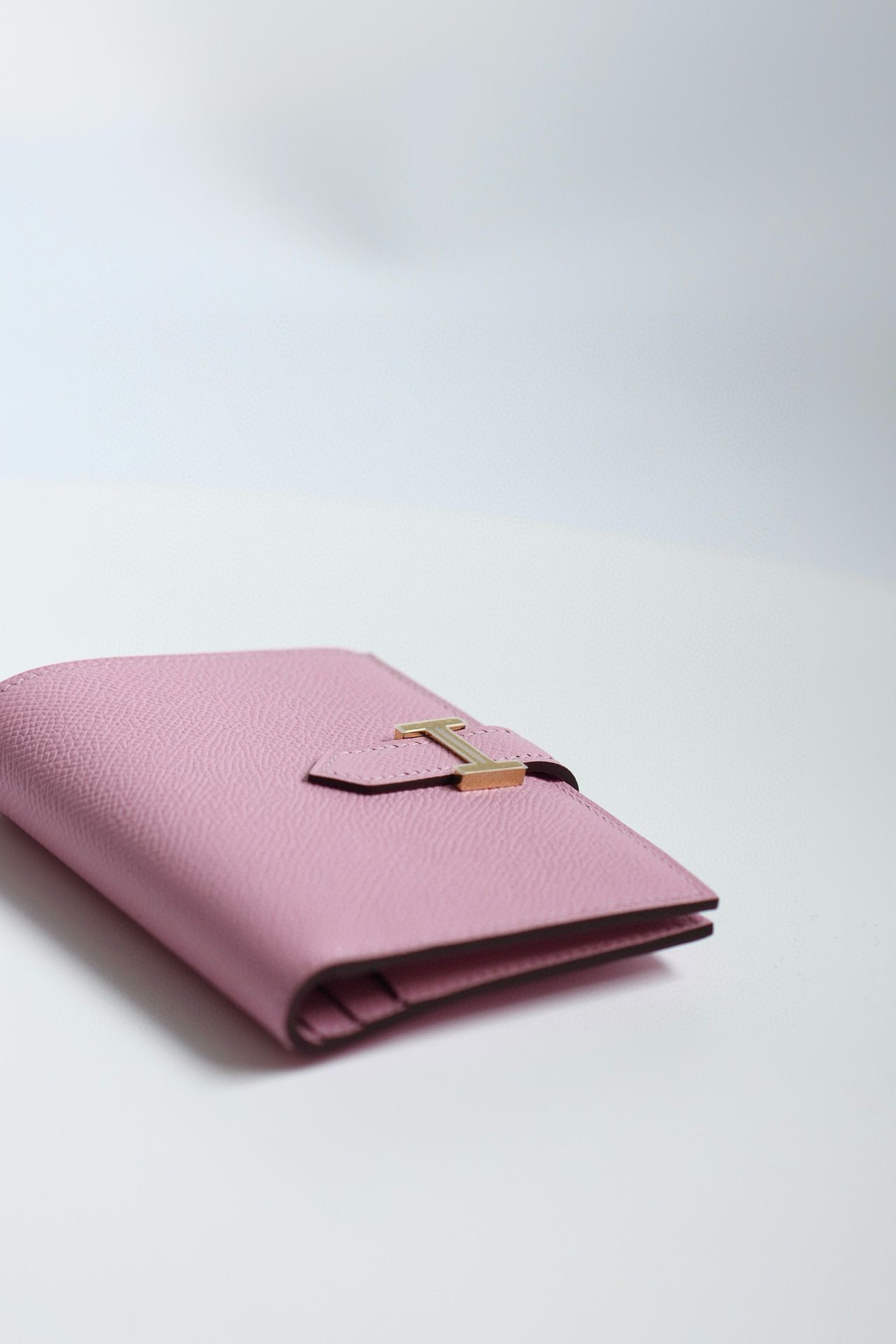 Hermes Bearn Compact Handmade Wallet in Mauve Sylvestre Epsom Calfskin - Image 4