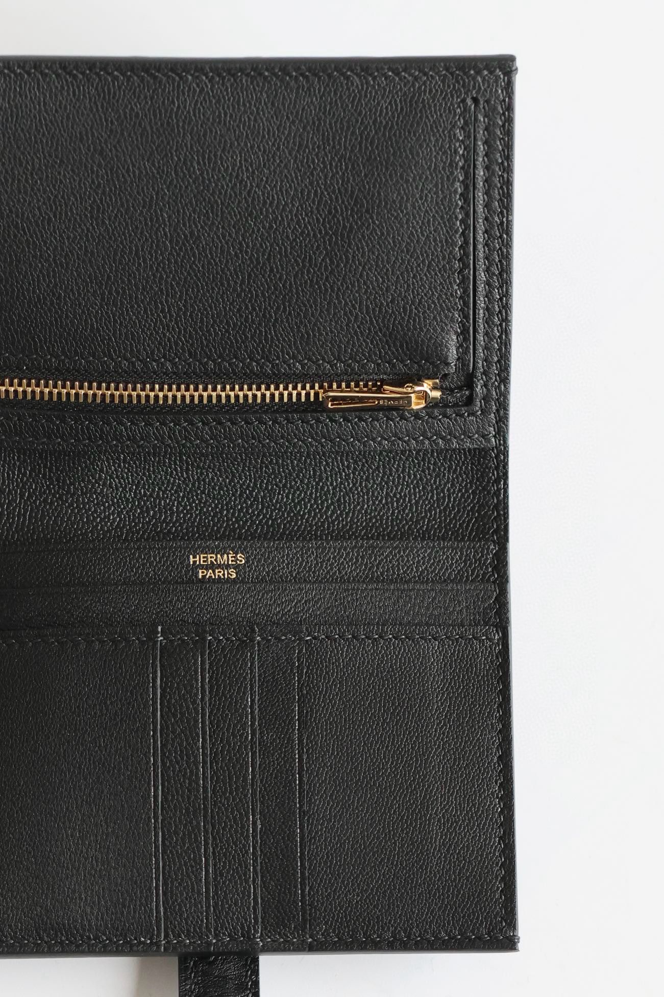 Hermes Bearn Compact Handmade Wallet in Black Ostrich Leather - Image 4
