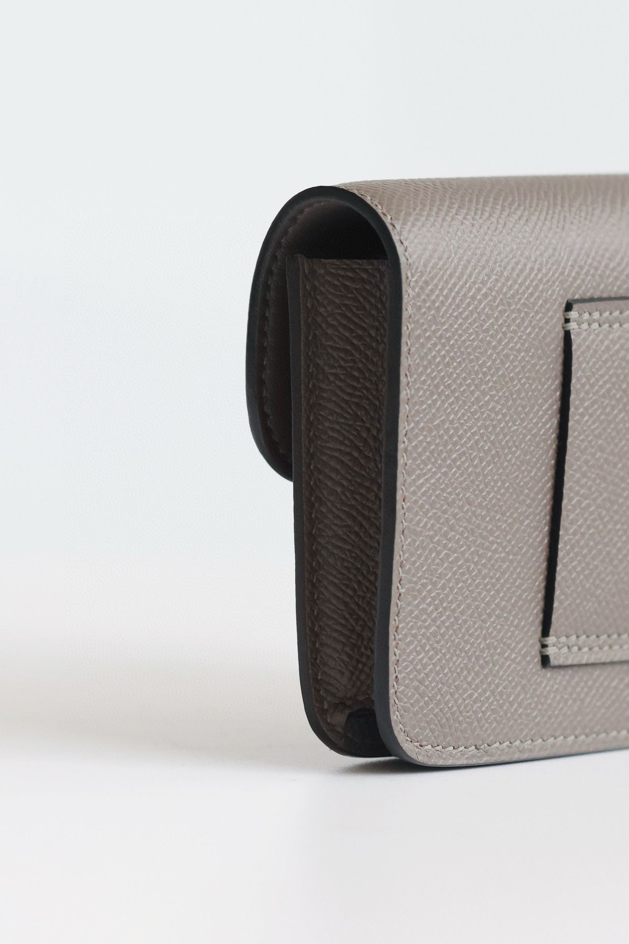 Hermes Constance Slim Wallet in Etain Epsom Calfskin - Image 7