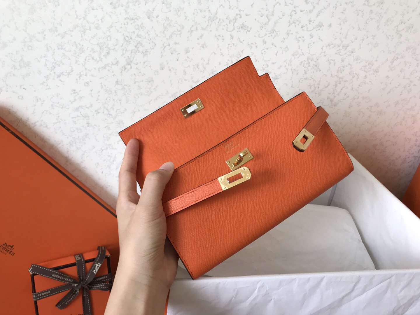 Hermes Kelly Classic Long Wallet In Orange Epsom Leather - Image 5