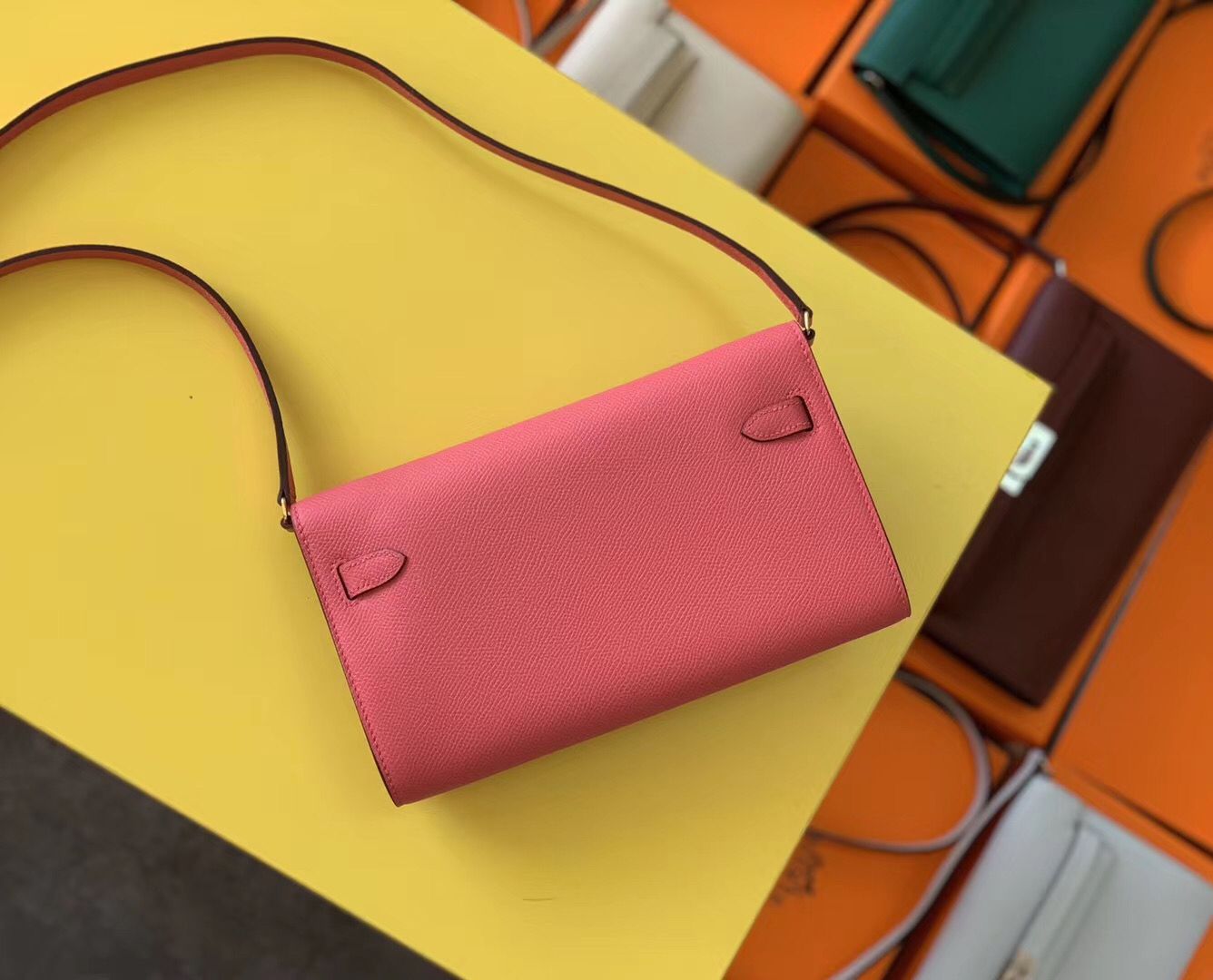 Hermes Kelly Classique To Go Wallet In Rose Lipstick Epsom Calfskin - Image 3