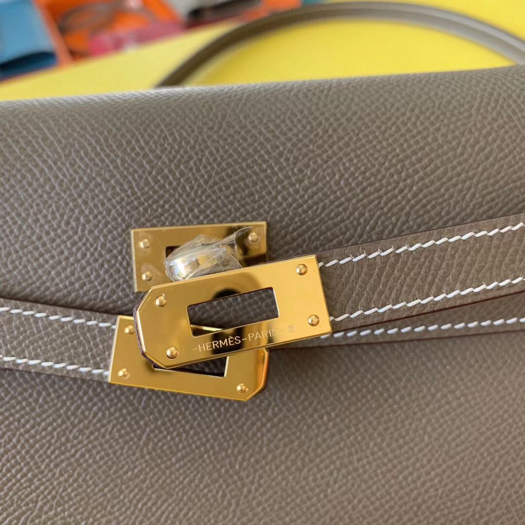 Hermes Kelly Classique To Go Wallet In Taupe Epsom Calfskin - Image 7