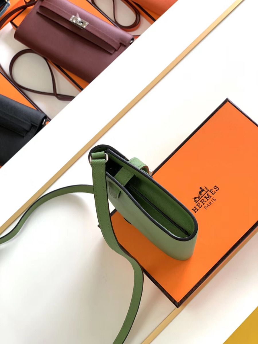 Hermes Kelly Classique To Go Wallet In Vert Criquet Epsom Calfskin - Image 3
