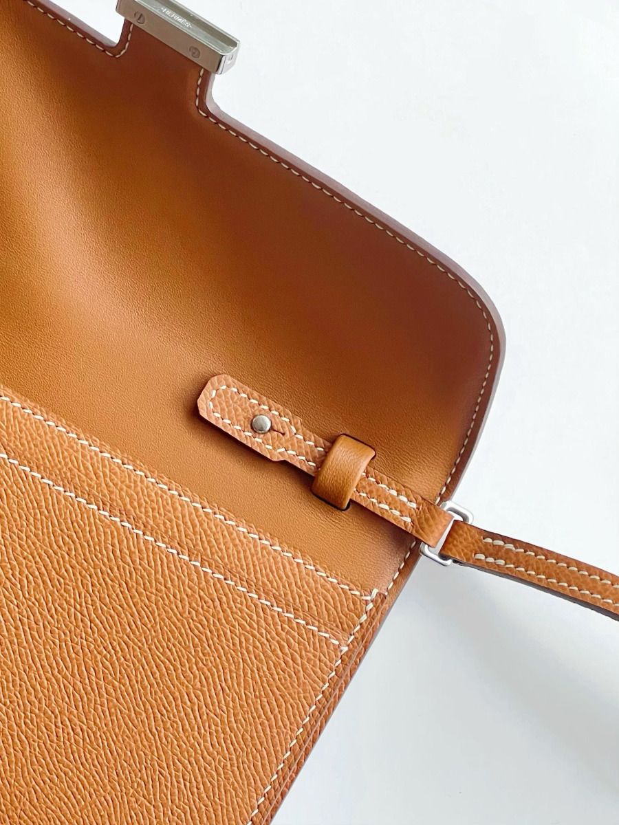 Hermes Constance To Go Wallet in Gold Epsom Calfskin - Image 5