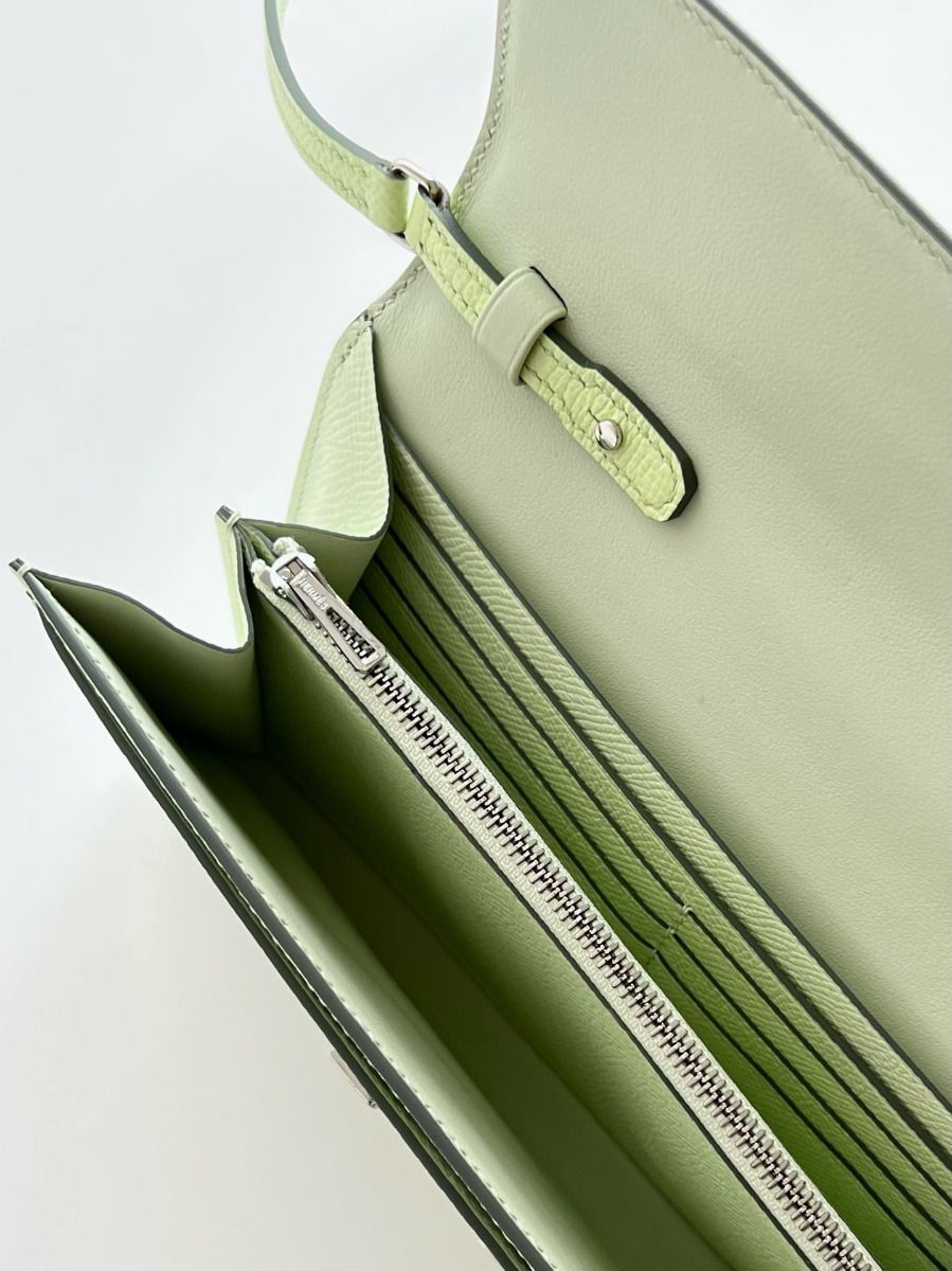 Hermes Constance To Go Wallet in Vert Fizz Epsom Calfskin - Image 8