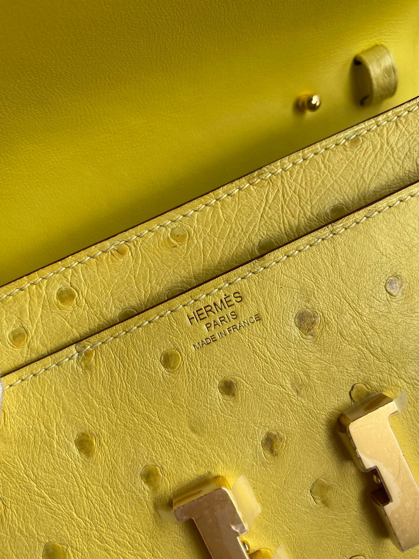 Hermes Constance To Go Wallet in Lime Ostrich Leather - Image 8